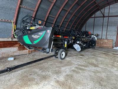 MacDon FD135 Platform