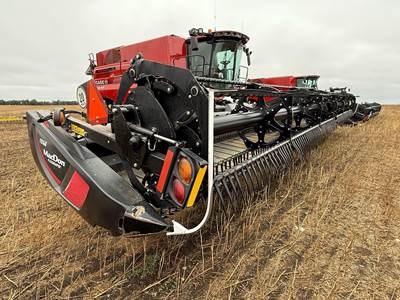 MacDon FD140 Platform