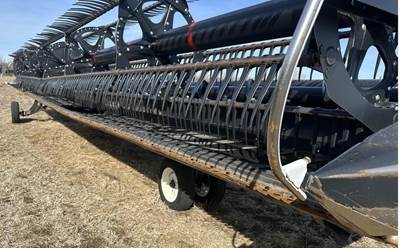 MacDon FD140 Platform