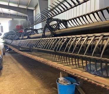 MacDon FD145 Platform