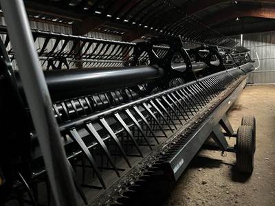 MacDon FD145 Platform