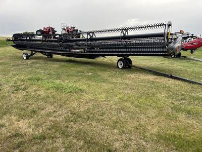 MacDon FD145 Platform