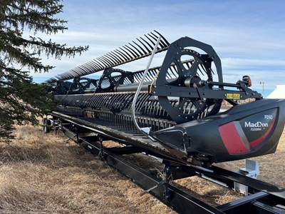 MacDon FD145 Platform