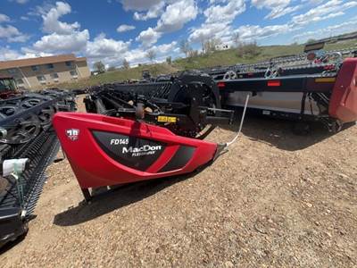 MacDon FD145 Platform