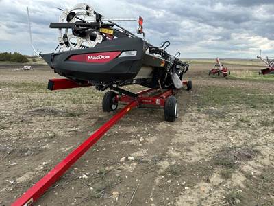 MacDon FD245 Platform