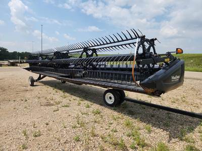 MacDon FD75 Platform