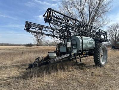 Flexi-Coil S67 Pull-Type Sprayer