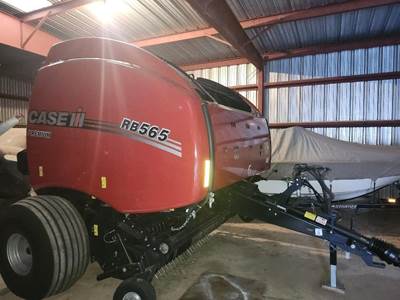 Case IH RB565 Round Hay Baler