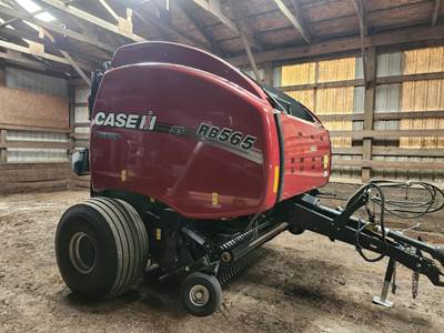 Case IH RB565 Round Hay Baler