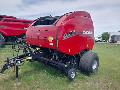 Case IH RB565 Round Hay Baler