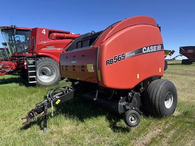 Case IH RB565 Round Hay Baler