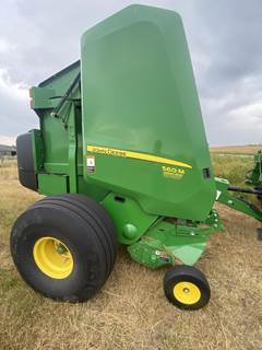 John Deere 560M Round Hay Baler