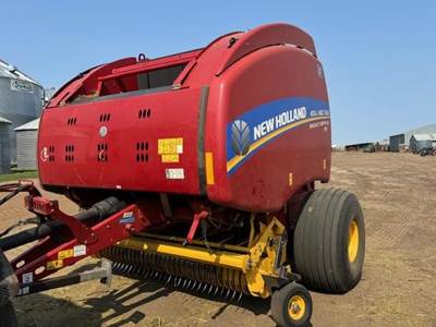 New Holland ROLL-BELT 560 Round Hay Baler