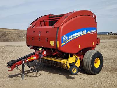 New Holland ROLL-BELT 560 Round Hay Baler