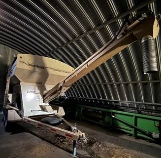 Unverferth 3755XL Seed Tender