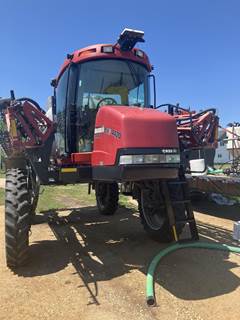 Case IH PATRIOT 4420 Self-Propelled Sprayer