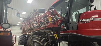 Case IH PATRIOT 4430 Self-Propelled Sprayer