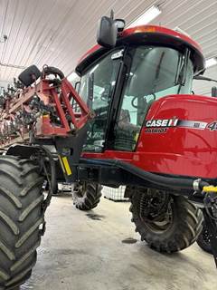 Case IH PATRIOT 4430 Self-Propelled Sprayer