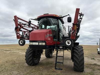 Case IH PATRIOT 4430 Self-Propelled Sprayer