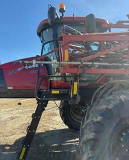 Case IH PATRIOT 4440 Self-Propelled Sprayer