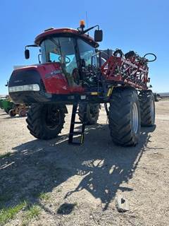Case IH PATRIOT 4440 Self-Propelled Sprayer