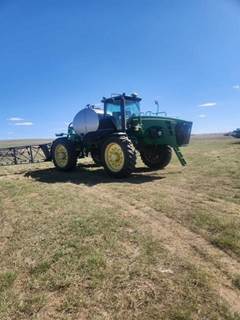 John Deere 4930 Self-Propelled Sprayer