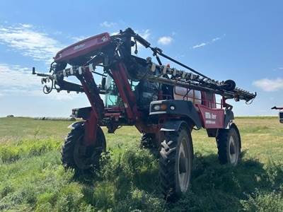 Miller NITRO 6500 Self-Propelled Sprayer