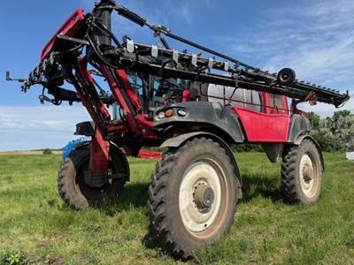 Miller NITRO 6500 Self-Propelled Sprayer
