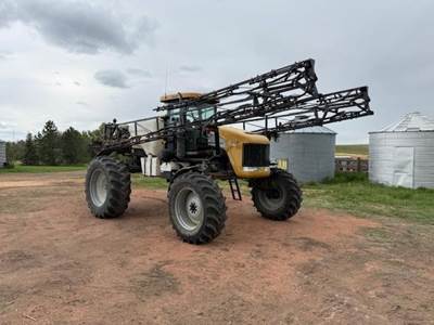 Spra-Coupe 7660 Self-Propelled Sprayer