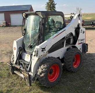 Bobcat S570 Track Skid Steer