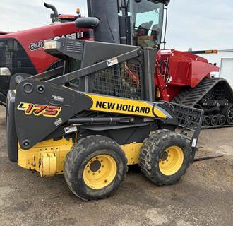 New Holland L175 Mini Skid Steer