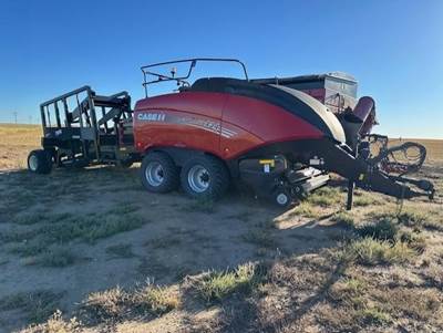 Case IH LB434PXL Square Hay Baler