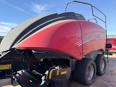 Case IH LB434XLR Large Square Baler