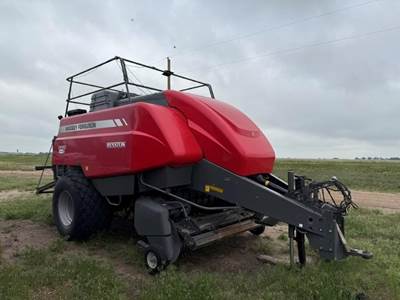 Massey Ferguson 2290 Square Hay Baler