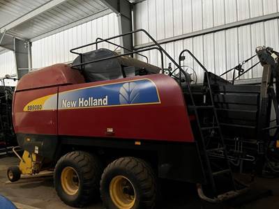 New Holland BB9080S Large Square Baler