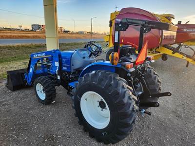 New Holland WORKMASTER 25 Tractor