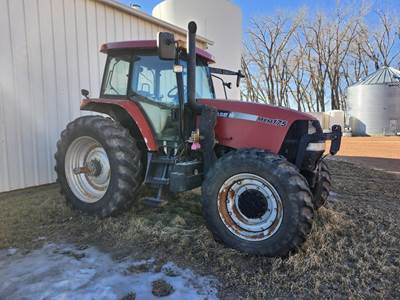 Case IH MXM175 Tractor