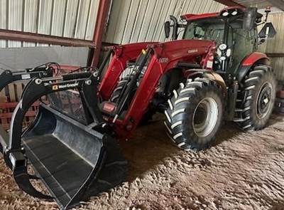 Case IH PUMA 165 Tractor