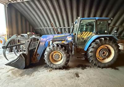 New Holland T5070 Tractor