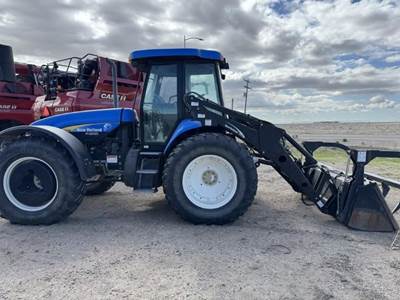 New Holland TV6070 Tractor