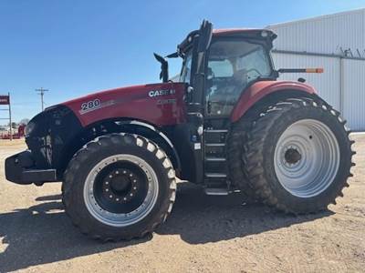 Case IH MAGNUM 280 AFS CONNECT Tractor