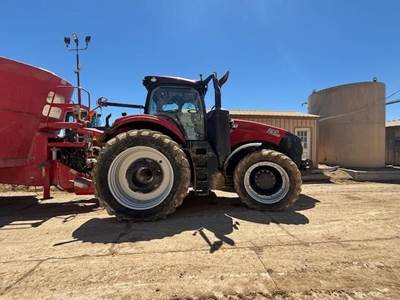 Case IH MAGNUM 295 Tractor