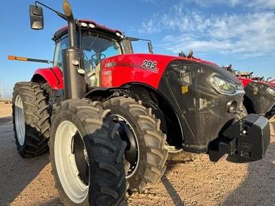 Case IH MAGNUM 295 Tractor