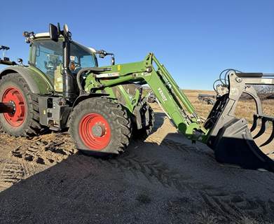 Fendt 724 VARIO Tractor