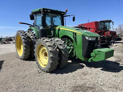 John Deere 8285R Tractor