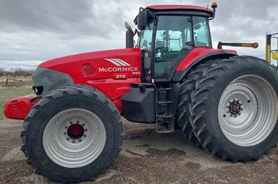 McCormick ZTX260 Tractor