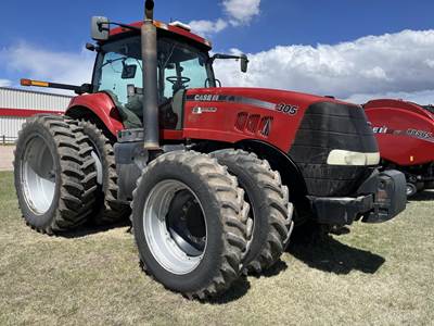 Case IH Magnum 305 Tractor