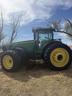 John Deere 8530 Tractor
