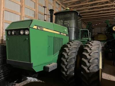 John Deere 8760 Tractor