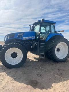 New Holland T8.390 Tractor